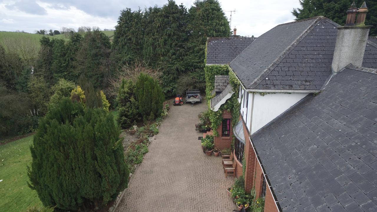 Pinewood Lodge Guest House Omagh Extérieur photo