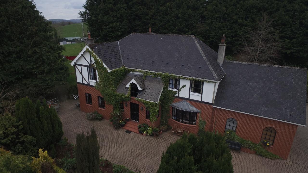 Pinewood Lodge Guest House Omagh Extérieur photo